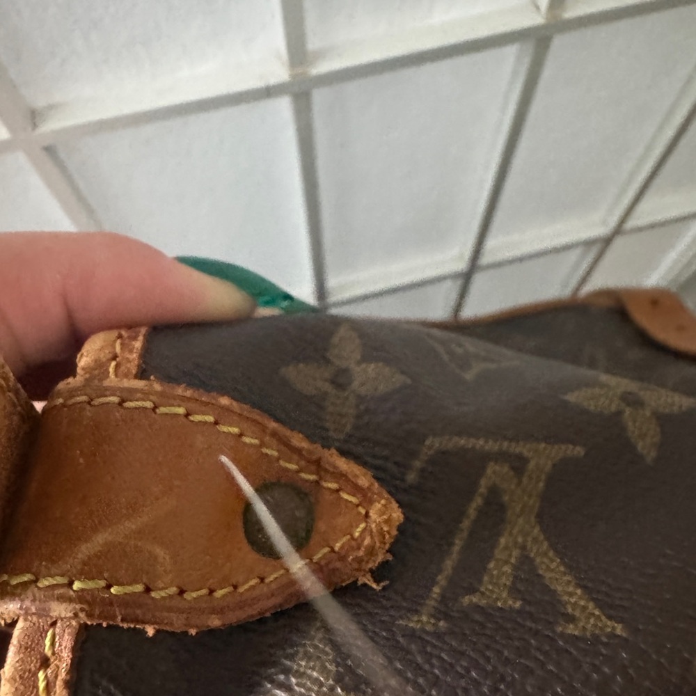 Louis Vuitton Dark Brown Monogram Messenger Bag - Picture 8 of 16